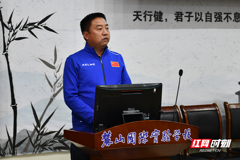 拜仁VS皇马技术分析欧冠：拜仁巴黎进四强巴萨皇马出局，枪手成英超“独苗”