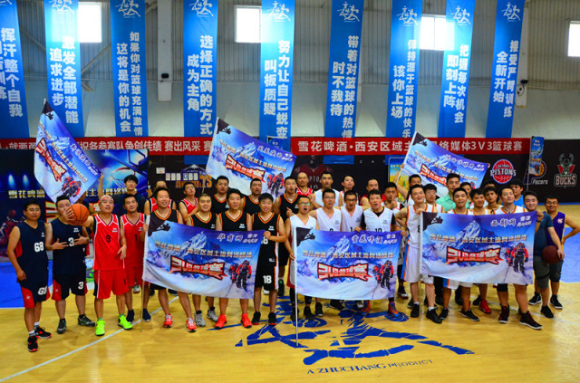 黄蜂对阵76人 三球、马威等多名球员缺阵时间:2024-12-21 11:28 点击:396 次 黄蜂对阵76人 三球、马威等多名球员缺阵时间:2024-12-21 11:28 点击:396 次